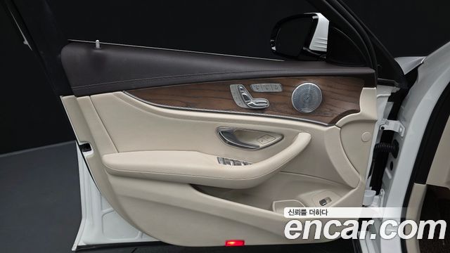 Mercedes-Benz E-Class (W213) E300 Exclusive 2018 — фото 30
