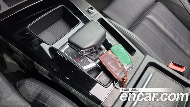 Audi Q5 (FY) 40 TDI Quattro Premium 2023 — фото 9