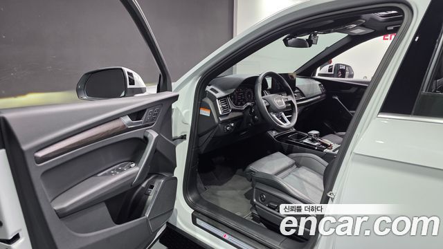 Audi Q5 (FY) 40 TDI Quattro Premium 2023 — фото 10