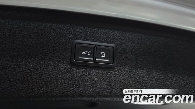 Audi Q5 (FY) 40 TDI Quattro Premium 2023 — фото 27