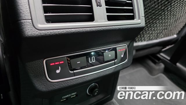 Audi Q5 (FY) 40 TDI Quattro Premium 2023 — фото 29