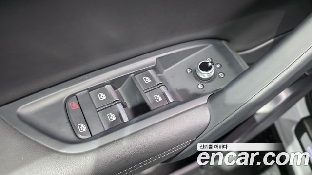 Audi Q5 (FY) 40 TDI Quattro Premium 2023 — фото 30