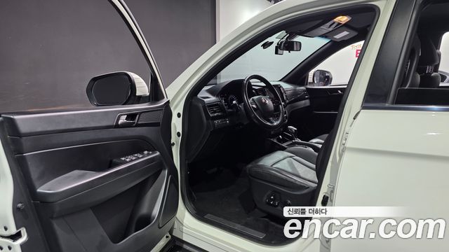 KG Mobility (SsangYong) Rexton Sports Khan Diesel 2.2 4WD Prestige (Leaf) 2021 — фото 10