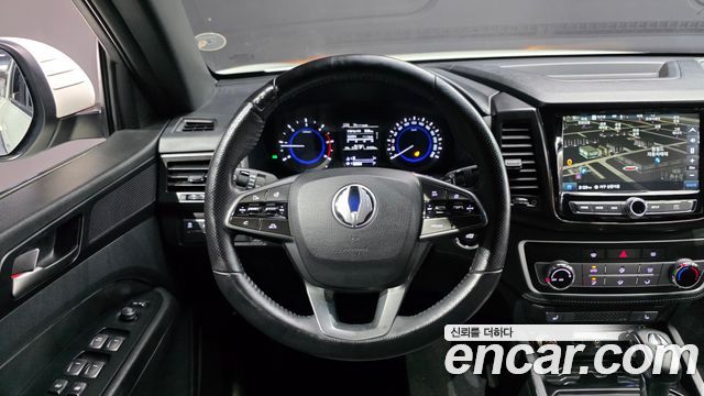 KG Mobility (SsangYong) Rexton Sports Khan Diesel 2.2 4WD Prestige (Leaf) 2021 — фото 13