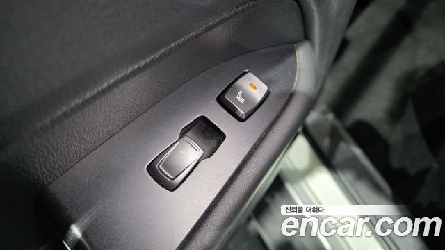 KG Mobility (SsangYong) Rexton Sports Khan Diesel 2.2 4WD Prestige (Leaf) 2021 — фото 18