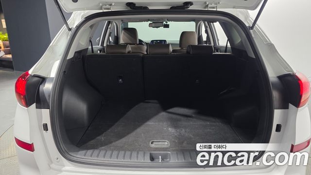 Hyundai Tucson Diesel 2.0 2WD Modern 2019 — фото 15