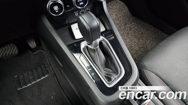 Renault Korea XM3 1.3 TCe RE Inspire 2023 — фото 9