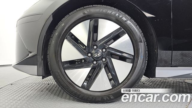 Hyundai Ioniq 6 Long Range AWD Exclusive + 2025 — фото 5