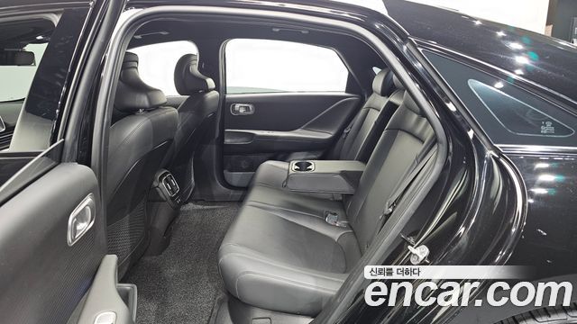 Hyundai Ioniq 6 Long Range AWD Exclusive + 2025 — фото 12