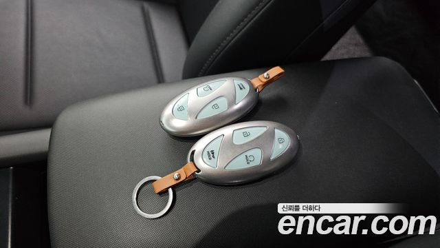 Hyundai Ioniq 6 Long Range AWD Exclusive + 2025 — фото 16