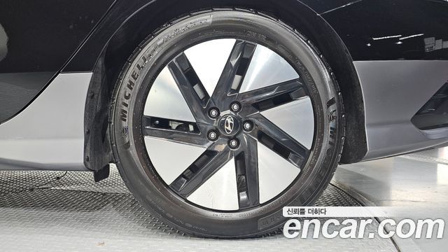 Hyundai Ioniq 6 Long Range AWD Exclusive + 2025 — фото 21