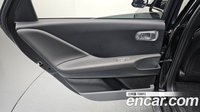 Hyundai Ioniq 6 Long Range AWD Exclusive + 2025 — фото 25