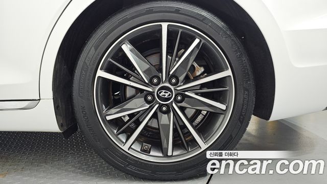 Hyundai Grandeur (IG) 3.0 LPi Rent Car Premium 2022 — фото 21