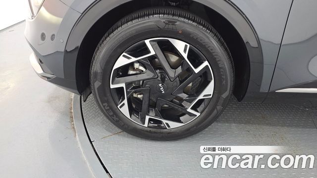 Kia Sportage (V) LPG 2.0 2WD Signature 2023 — фото 5