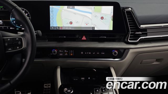 Kia Sportage (V) LPG 2.0 2WD Signature 2023 — фото 13