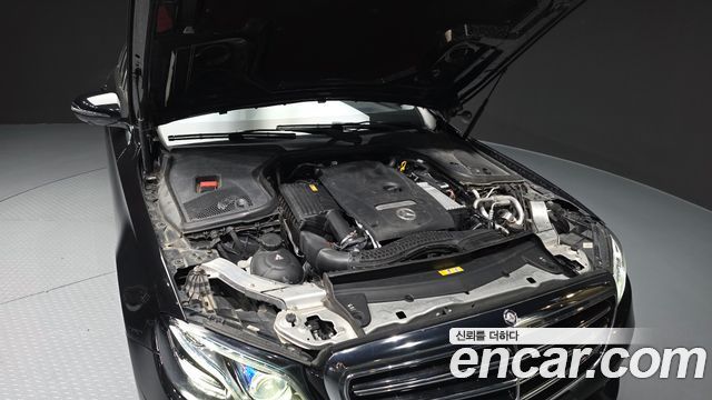 Mercedes-Benz E-Class (W213) E300 Exclusive 2017 — фото 6