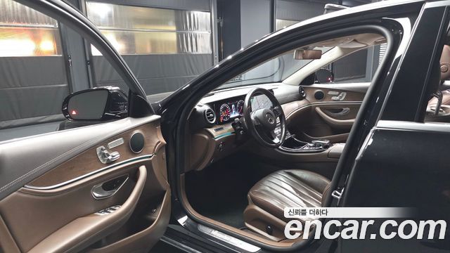Mercedes-Benz E-Class (W213) E300 Exclusive 2017 — фото 10