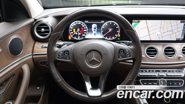 Mercedes-Benz E-Class (W213) E300 Exclusive 2017 — фото 13
