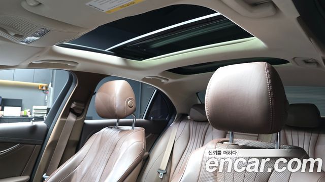 Mercedes-Benz E-Class (W213) E300 Exclusive 2017 — фото 19