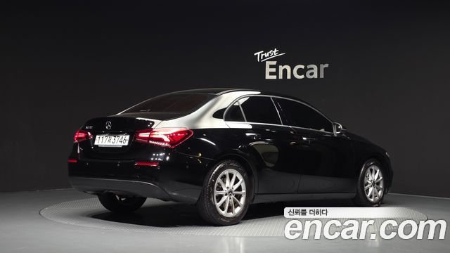 Mercedes-Benz A-Class (W177) A220 Sedan 2020 — фото 2