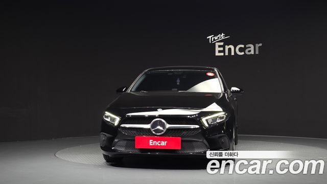 Mercedes-Benz A-Class (W177) A220 Sedan 2020 — фото 3