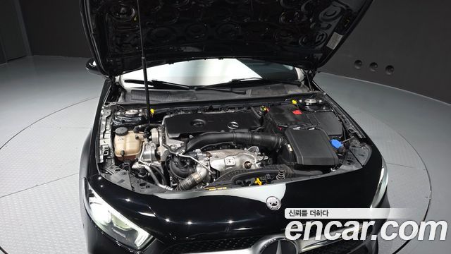 Mercedes-Benz A-Class (W177) A220 Sedan 2020 — фото 6