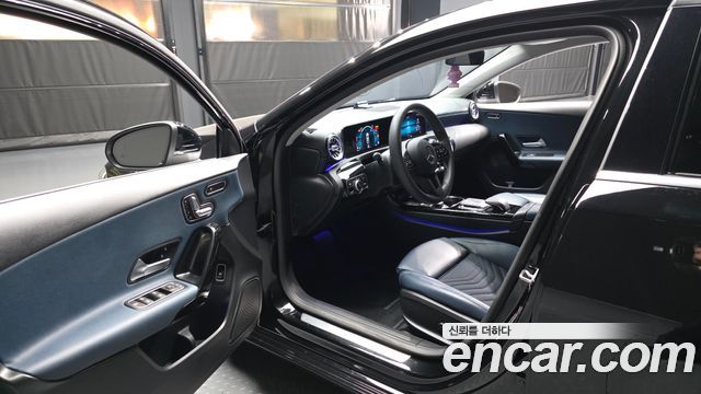 Mercedes-Benz A-Class (W177) A220 Sedan 2020 — фото 10