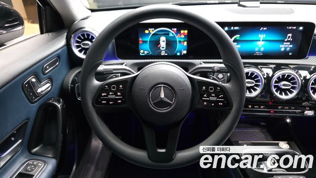 Mercedes-Benz A-Class (W177) A220 Sedan 2020 — фото 13