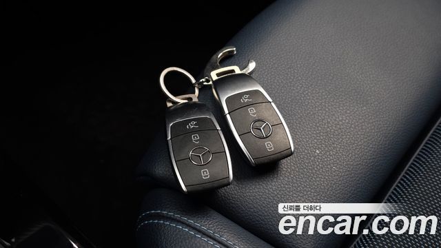 Mercedes-Benz A-Class (W177) A220 Sedan 2020 — фото 17