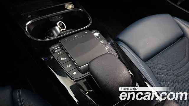 Mercedes-Benz A-Class (W177) A220 Sedan 2020 — фото 18