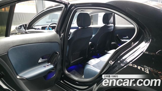Mercedes-Benz A-Class (W177) A220 Sedan 2020 — фото 26