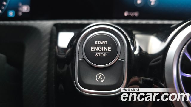 Mercedes-Benz A-Class (W177) A220 Sedan 2020 — фото 29