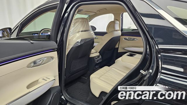 Genesis GV70 2.5T Gasoline 2WD 2025 — фото 12