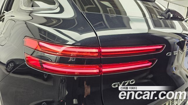 Genesis GV70 2.5T Gasoline 2WD 2025 — фото 23
