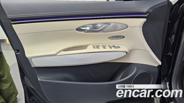 Genesis GV70 2.5T Gasoline 2WD 2025 — фото 24