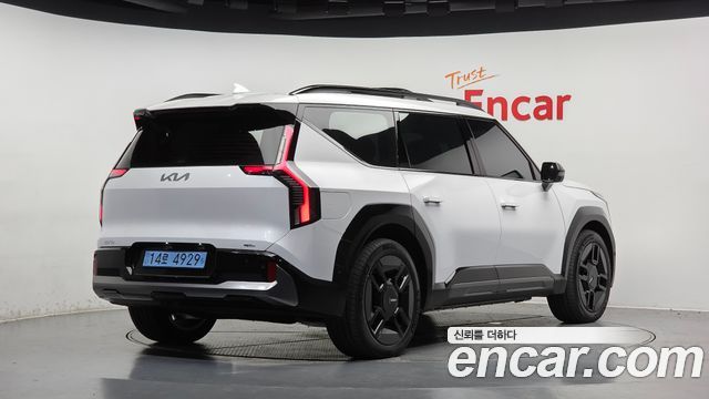 Kia EV9 Long Range 4WD GT Line 2027 — фото 2