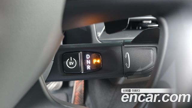Kia EV9 Long Range 4WD GT Line 2027 — фото 9