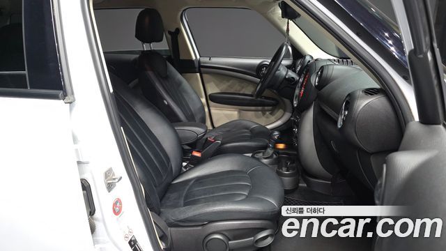 MINI Cooper D Countryman Standard 1st 2015 — фото 11