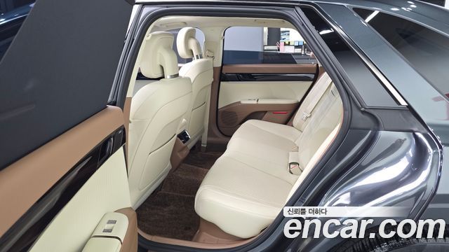 Hyundai Grandeur Hybrid (GN7) Calligraphy 2023 — фото 11