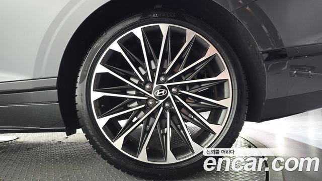 Hyundai Grandeur Hybrid (GN7) Calligraphy 2023 — фото 21