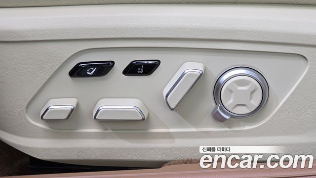 Hyundai Grandeur Hybrid (GN7) Calligraphy 2023 — фото 34
