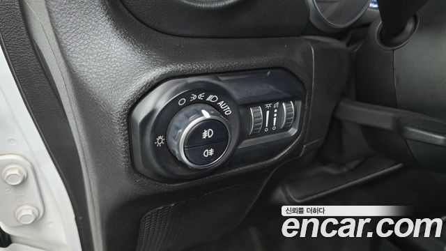 Jeep Wrangler (JL) 2.0 Overland 4Door 2019 — фото 27
