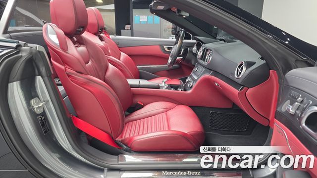 Mercedes-Benz SL-Class SL400 R231 2018 — фото 15