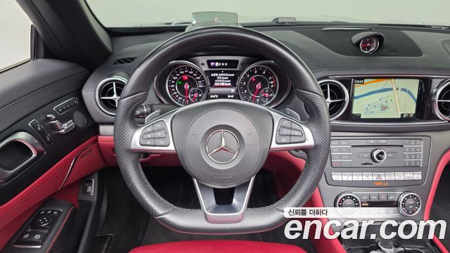 Mercedes-Benz SL-Class SL400 R231 2018 — фото 16