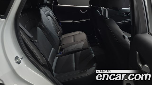 Hyundai Kona 1.6 Turbo 2WD Modern Choice 2020 — фото 11