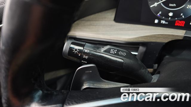 Kia K8 2.5 Gasoline 2WD Noblesse Light 2023 — фото 17