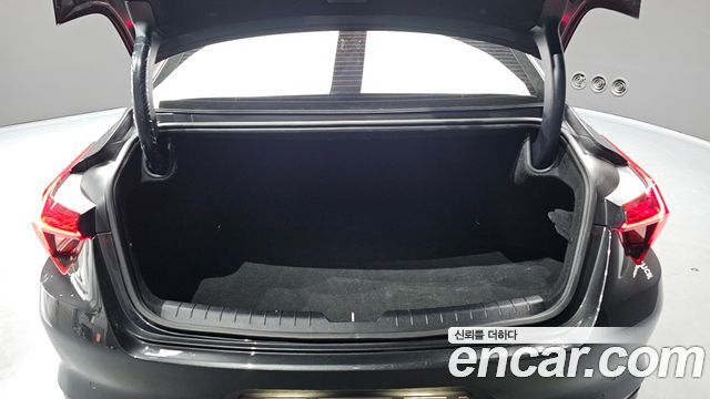 Kia K8 2.5 Gasoline 2WD Noblesse Light 2023 — фото 20