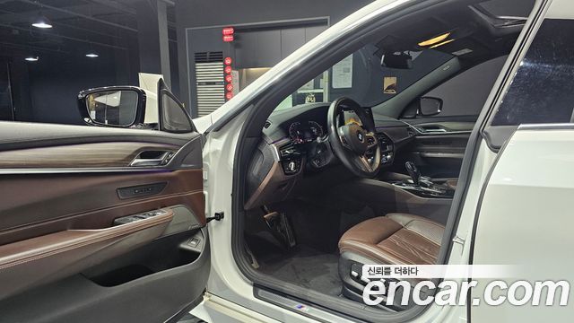 BMW 6 Series GT (G32) 630d xDrive M Sport 2020 — фото 10