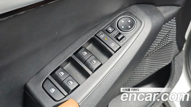 Kia Seltos Gasoline 2.0 2WD Signature 2023 — фото 20