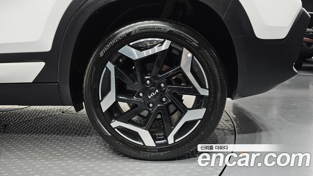 Kia Seltos Gasoline 2.0 2WD Signature 2023 — фото 21